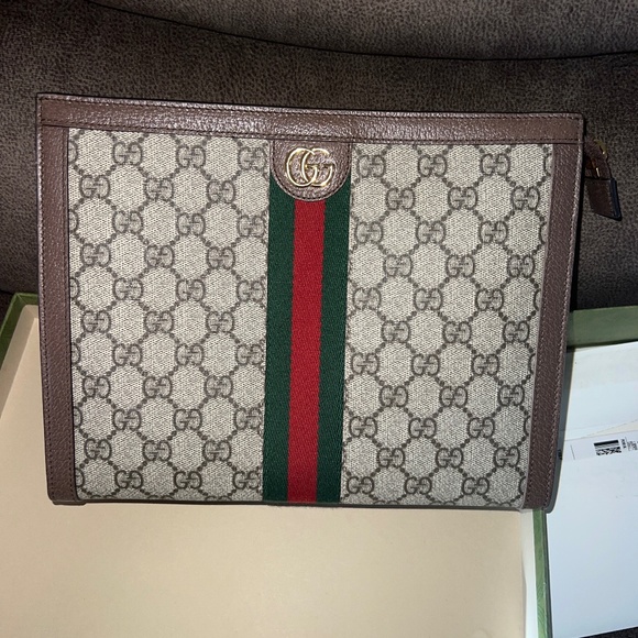 Authentic Gucci Ophidia Clutch